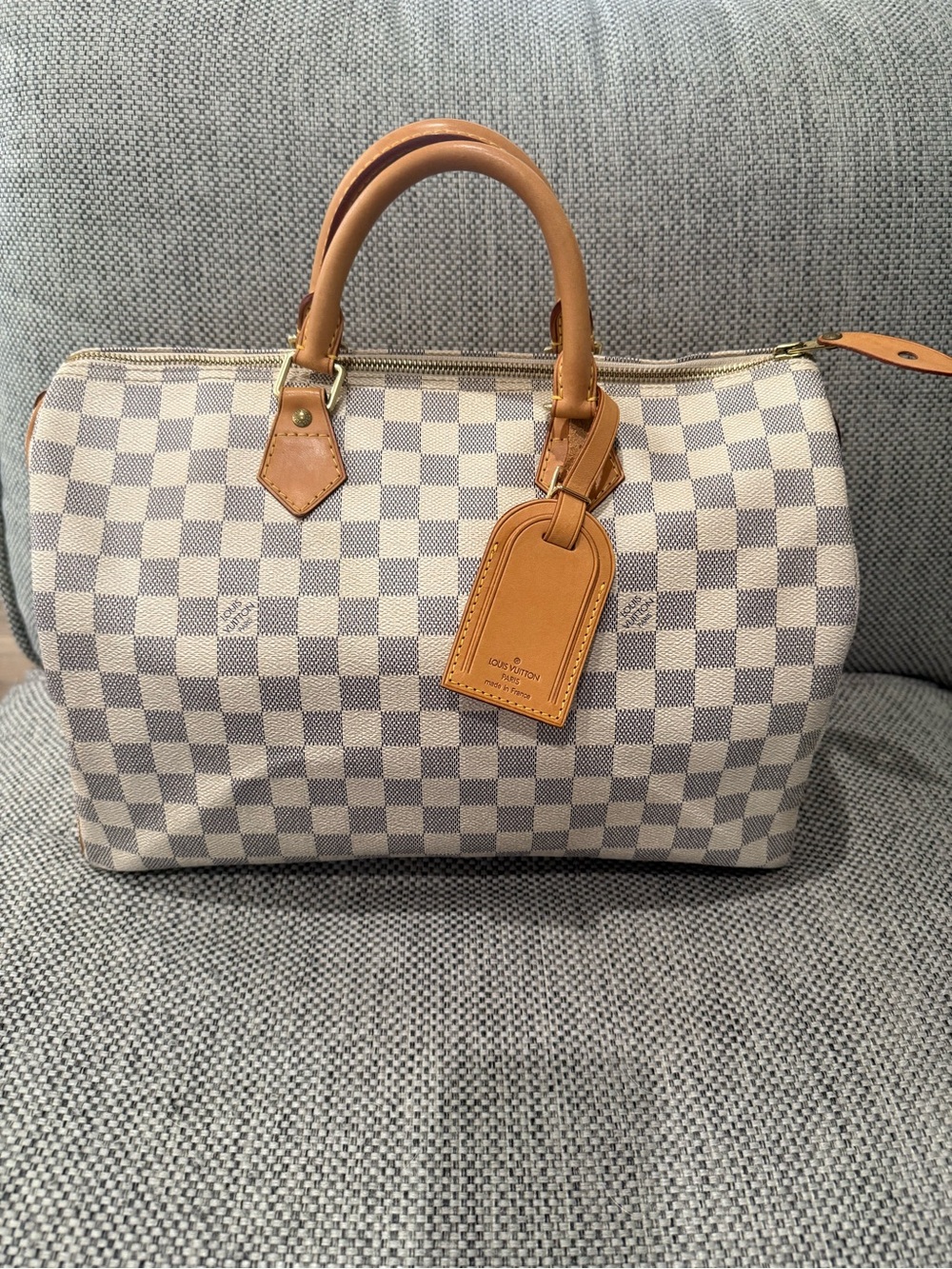 Louis Vuitton Damier Azur speedy 35 .